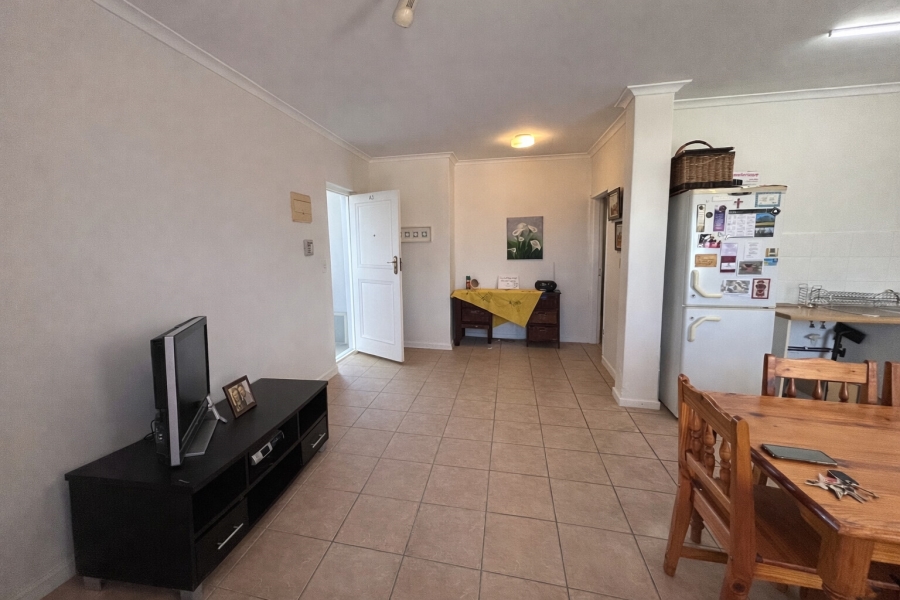 To Let 1 Bedroom Property for Rent in Van Riebeeckstrand Western Cape